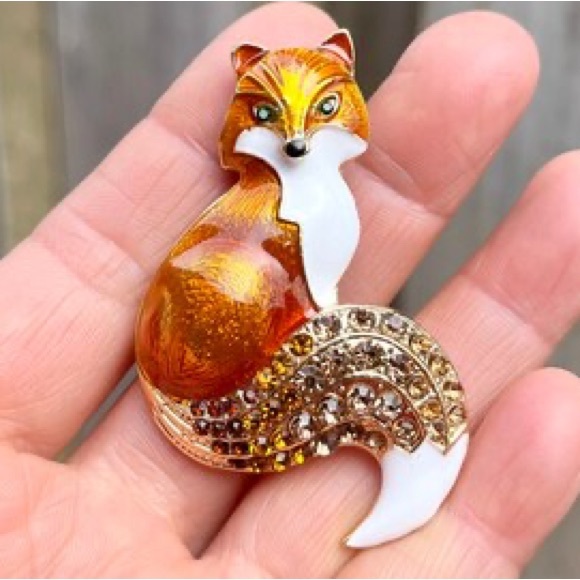 Brand new Orange Fox Brooch Rhinestone Fox Pin - Picture 3 of 3